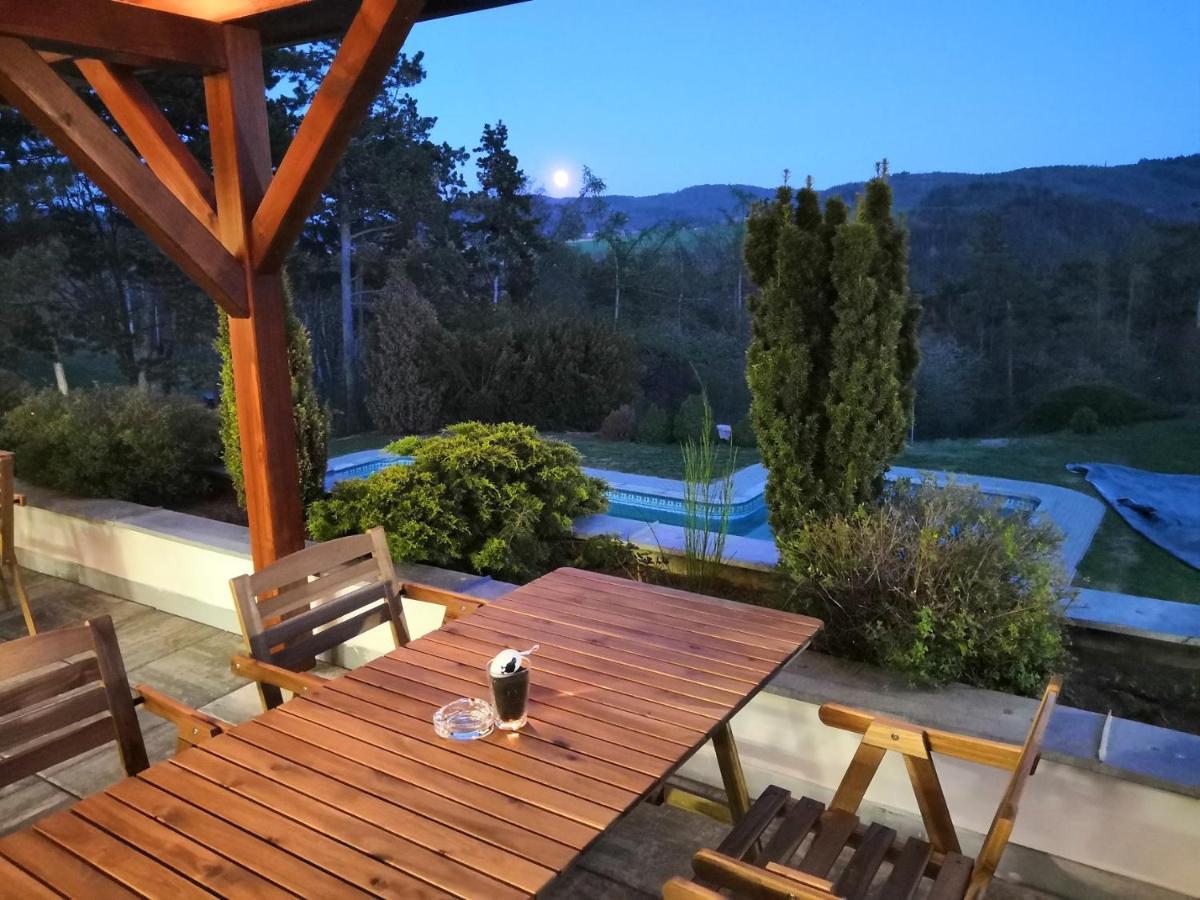 Hotel Berounka Hrebecniky Екстериор снимка