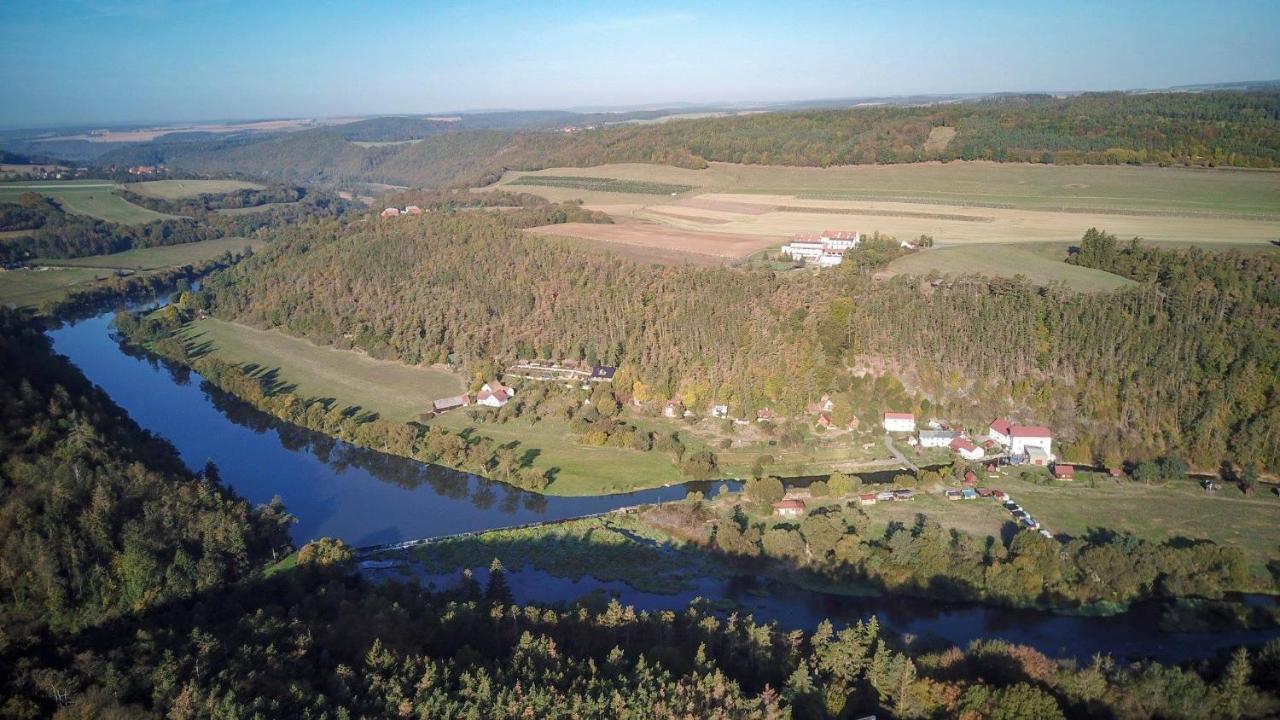 Hotel Berounka Hrebecniky Екстериор снимка