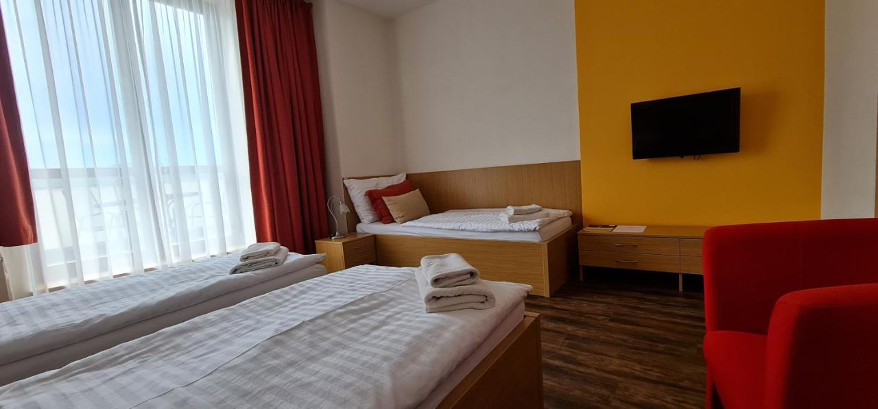 Hotel Berounka Hrebecniky Екстериор снимка