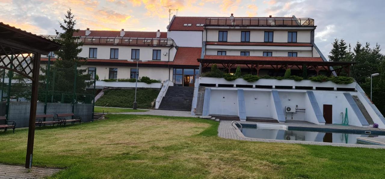 Hotel Berounka Hrebecniky Екстериор снимка