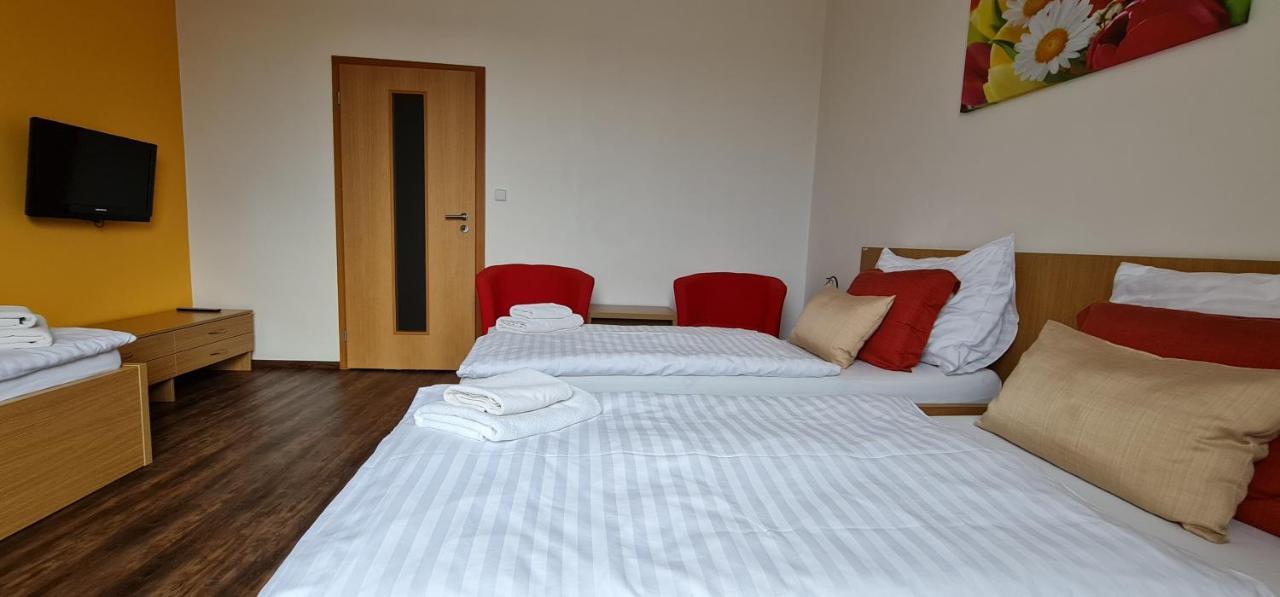 Hotel Berounka Hrebecniky Екстериор снимка