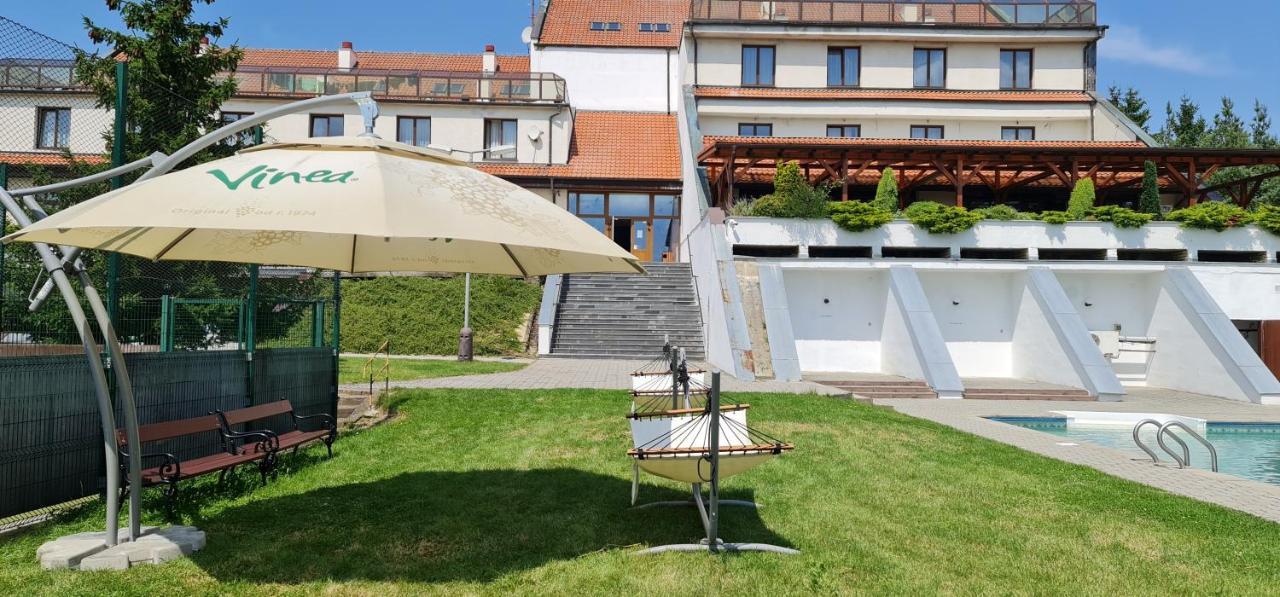 Hotel Berounka Hrebecniky Екстериор снимка