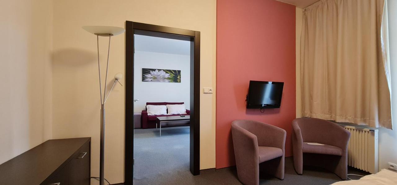Hotel Berounka Hrebecniky Екстериор снимка