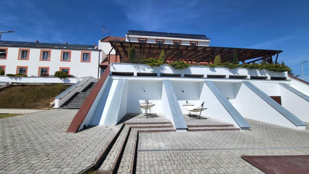 Hotel Berounka Hrebecniky Екстериор снимка